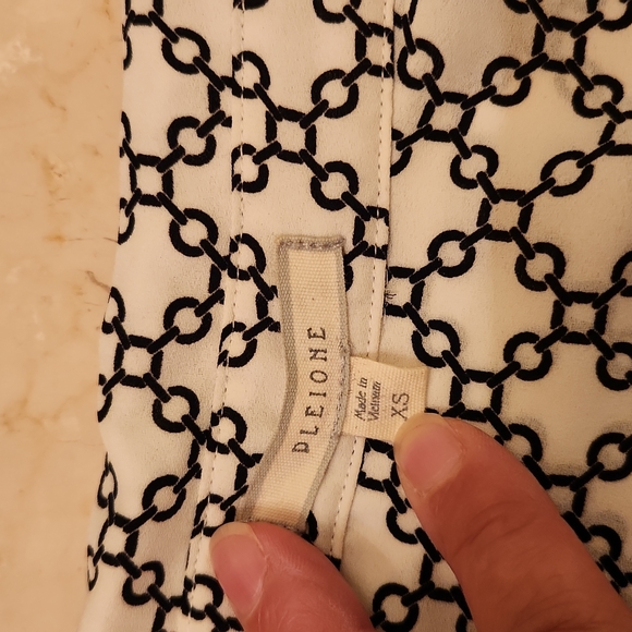 Patterned Tunic - Picture 5 of 6